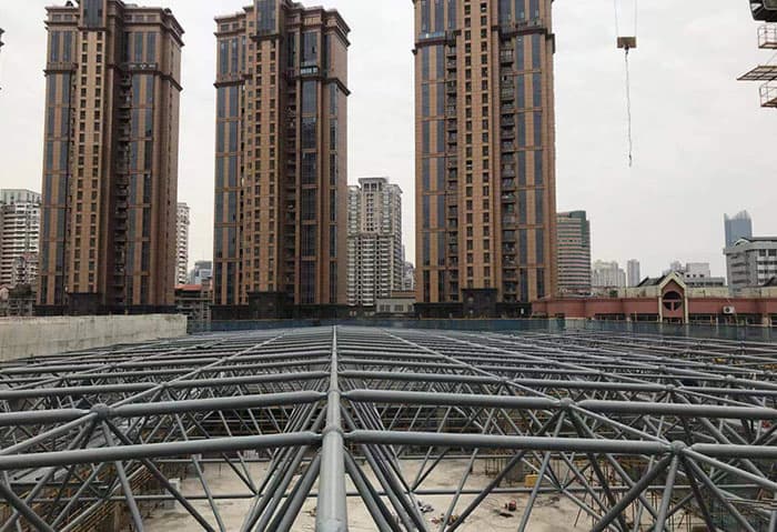 怒江螺栓球网架结构
